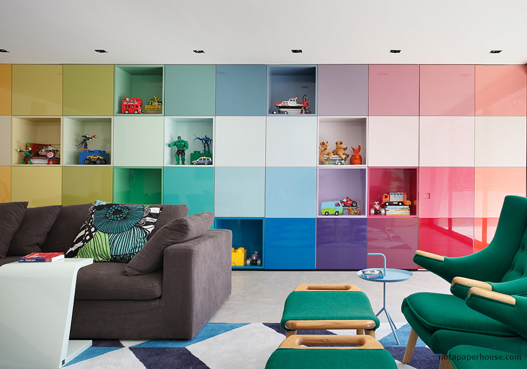 Taman bermain dalam rumah