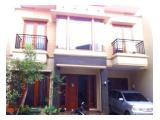 Jual Town House Menteng Garden, Unit Terawat Dan B