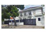 Jual rumah Rawamangun (kost2an) 450m, 2 lantai, bagus, strategis