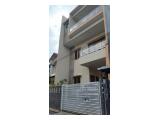 Jual rumah Sunter minimalis 8x16m, 3,5 lantai, belakang hotel Danau 