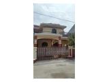 Disewakan rumah Kelapa Gading 8x18m, 1,5 lantai, hadap Utara 