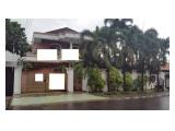 Jual rumah Rawamangun 579m, 2 lantai, jalan raya, strategis 