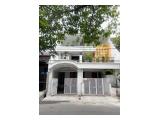 Jual rumah kost Kelapa Gading 8x15m, 3 lantai, jalan lebar 