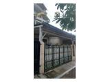 Jual rumah Kelapa Gading BCS 5x15m, 3 lantai, jalan 1 mobil