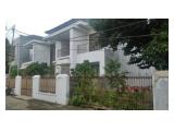 Jual rumah Kelapa Gading Permai uk. 700m, 2 lantai, hoek