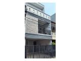Jual rumah Sunter 4,5x15m, 3,5 lantai, model minimalis 