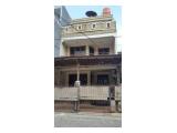 Jual rumah Sunter (belakang hotel Danau) 6x18m, 3 lantai, hadap Timur 