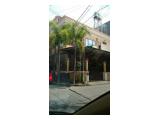 Jual rumah Kelapa Gading (seberang Arteri) 12x15m, 3 lantai, hoek