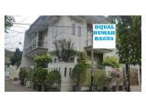 Jual rumah Rawamangun uk. 168m, 2 lantai, hadap Timur-Selatan