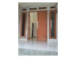 Jual rumah murah n butuh, tanah luas n di cluster depan NEGO sampai jadi!!