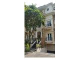 Jual rumah Blossom Residence Kemayoran 10x27m 3lantai+basement