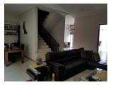 Dijual Rumah 3 Lantai Didalam Komplek, 4+2 Kamar Kebon Jeruk 