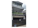 Rumah Sunter Karya 4,5x15m 3lantai (bagus dan rapi)  