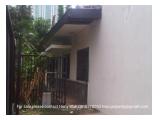 Tampak samping rumah