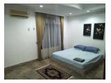Di Jual Rumah di Kemang , 4 Kamar Tidur - Semi Furnished