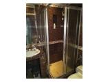 Di Jual Rumah di Kemang , 4 Kamar Tidur - Semi Furnished