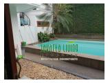 HOT SALE : House at Jl. Senopati 