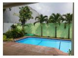 Disewakan Rumah 2 Lantai @Kemang Barat Jakarta Selatan