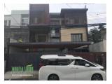 Dijual Rumah di Jl. Limo Kebayoran Lama - Dekat Area Permata Hijau 