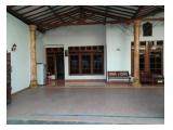 Dijual Rumah Siap Huni dengan 4 Kamar Tidur di Jl. Raya Condet