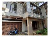 Dijual rumah siap huni di dalam townhouse. Jalan Kenanga-Jakarta Selatan
