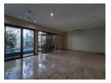 Dijual rumah siap huni di dalam townhouse. Jalan Kenanga-Jakarta Selatan