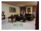 Dijual Rumah Mewah Terawat di lokasi strategis di Jl. Hang Tuah, Kebayoran Baru
