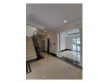 Dijual Rumah 1 Park Homes Gandaria Jakarta Selatan Mewah Bisa KPR - 4 Kamar Tidur Semi Furnished