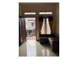 Jual Rumah 2 Tingkat Dekat dengan Tol Depok - Antasari dan Pintu Tol Kukusan - 3 Kamar Tidur Furnished Siap Pakai
