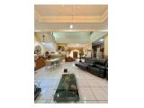 Dijual Rumah Asri di Cipete Jakarta Selatan - 2 Lantai -  5 Kamar Tidur Furnished