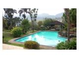 Jual Cepat Villa Cantik View Gunung - Akses Jalan Raya Tapi Tenang, Pool, Taman Besar & Bagus - 5 Kamar Tidur