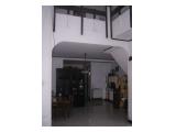Jual rumah di jl abuserin - jaksel
