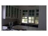 Dijual Cepat Rumah @ Lebak Bulus Raya Cilandak - 3BR Semi Furnished